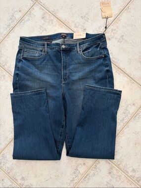 NYDJ Women's Straight Jeans in Dark Blue Denim